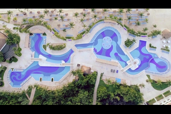 BlueBay Grand Esmeralda