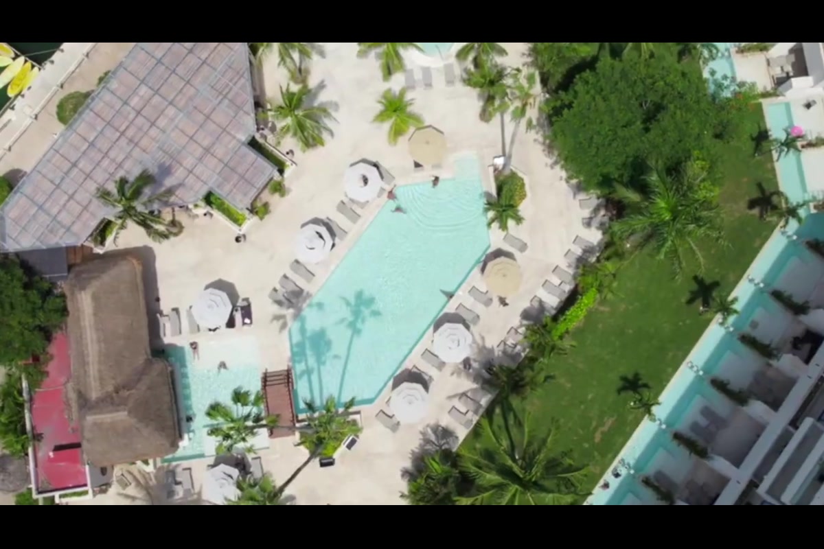 Dreams Aventuras Resort & Spa